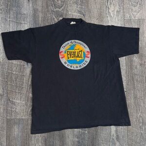 Everlast Charcoal Tee with Iconic Emblem